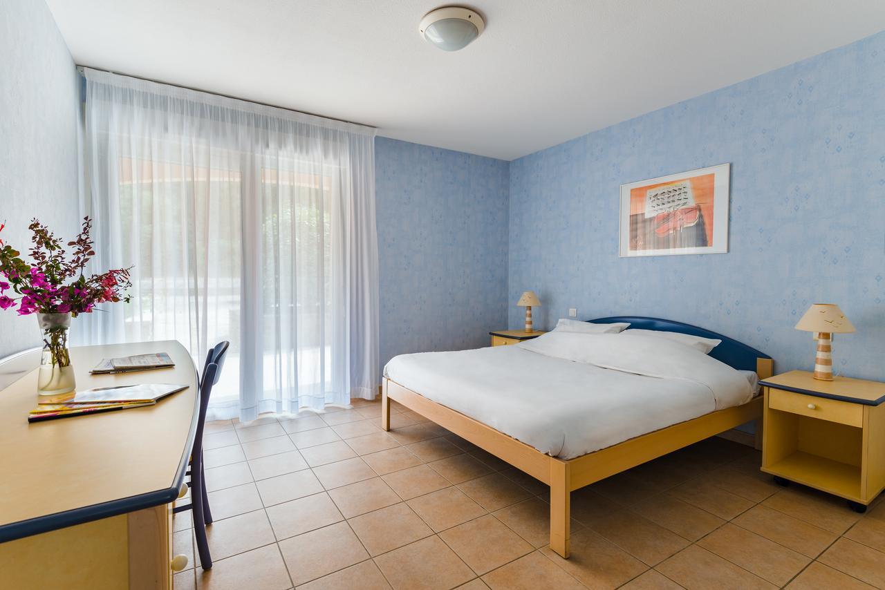 Azureva La Londe Les Maures Hotell Exteriör bild